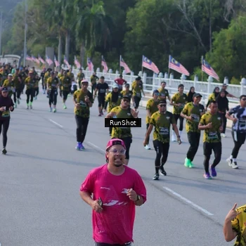Runner Photo 7132142
