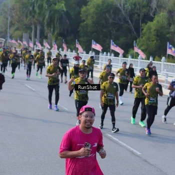 Runner Photo 7132143