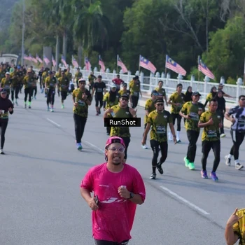 Runner Photo 7132145