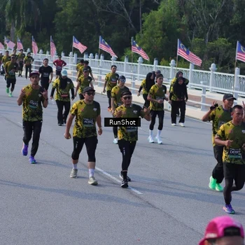 Runner Photo 7132157