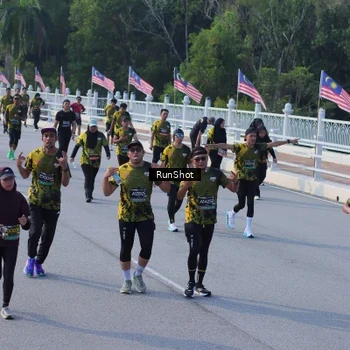 Runner Photo 7132168