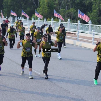 Runner Photo 7132171
