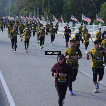 Runner Photo 7132180