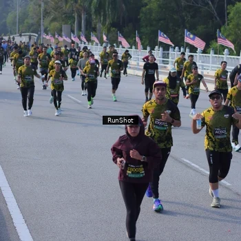 Runner Photo 7132184