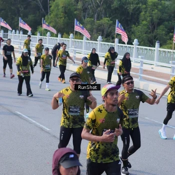 Runner Photo 7132189