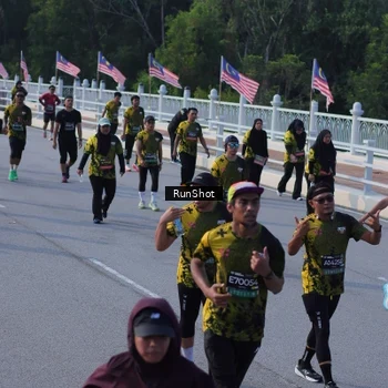 Runner Photo 7132190