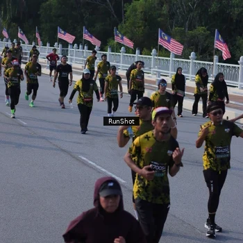 Runner Photo 7132191