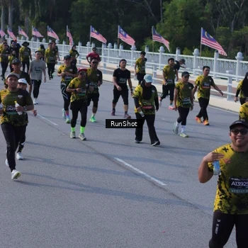 Runner Photo 7132198