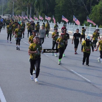 Runner Photo 7132203