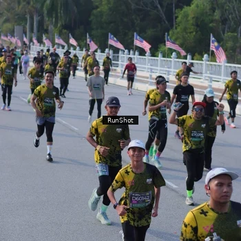 Runner Photo 7132218