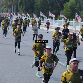 Runner Photo 7132223