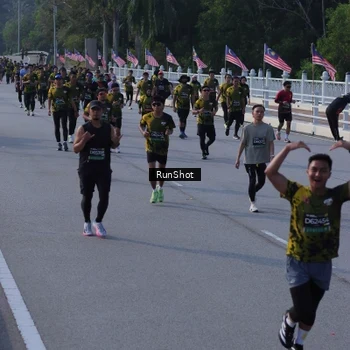 Runner Photo 7132237