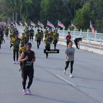 Runner Photo 7132251