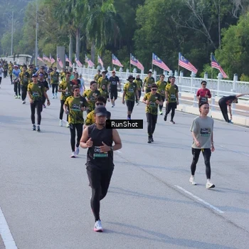 Runner Photo 7132254