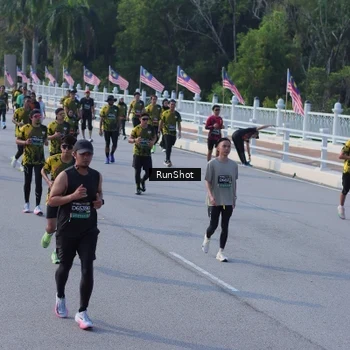 Runner Photo 7132255