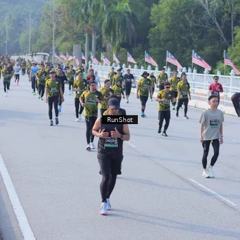 Runner Photo 7132256