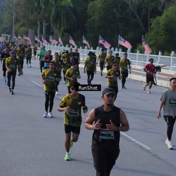Runner Photo 7132258