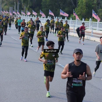 Runner Photo 7132266