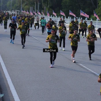 Runner Photo 7132281