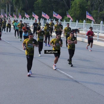 Runner Photo 7132283