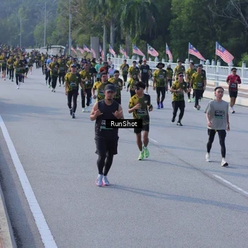 Runner Photo 7132288