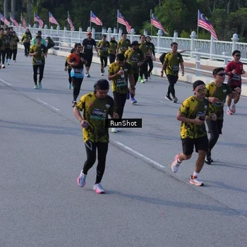 Runner Photo 7132293
