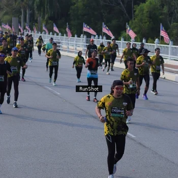 Runner Photo 7132299