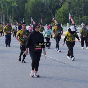 Runner Photo 7132300