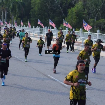 Runner Photo 7132307