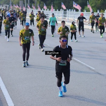 Runner Photo 7132314