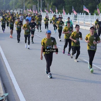 Runner Photo 7132332