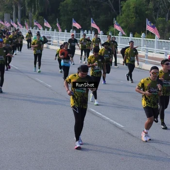 Runner Photo 7132333