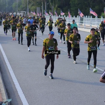 Runner Photo 7132334