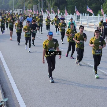 Runner Photo 7132335