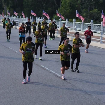 Runner Photo 7132336