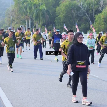 Runner Photo 7132337