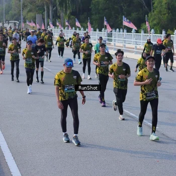 Runner Photo 7132338