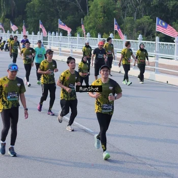 Runner Photo 7132344