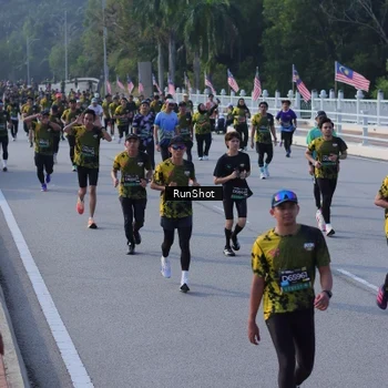 Runner Photo 7132350
