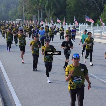Runner Photo 7132359