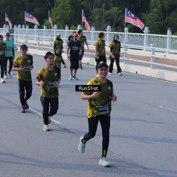Runner Photo 7132360