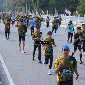 Runner Photo 7132365