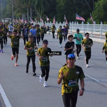 Runner Photo 7132370