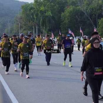 Runner Photo 7132381