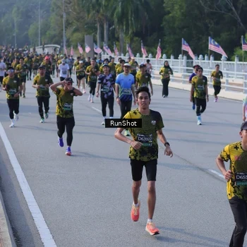 Runner Photo 7132384