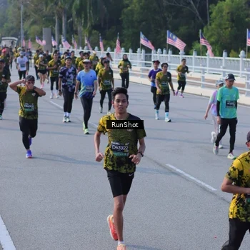Runner Photo 7132388