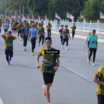Runner Photo 7132390