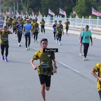 Runner Photo 7132391
