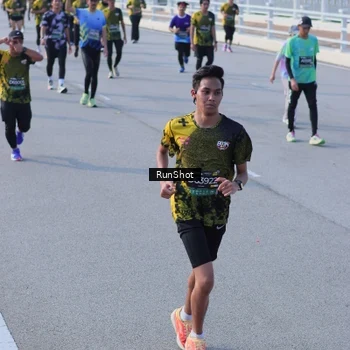 Runner Photo 7132396