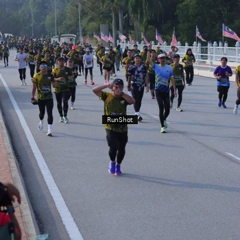 Runner Photo 7132397